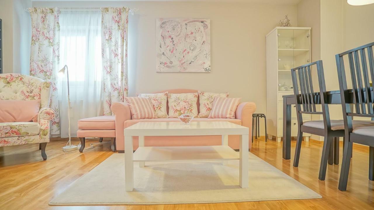 Cn2I Luxury Accommodation/Privilegio8 브라쇼브 외부 사진