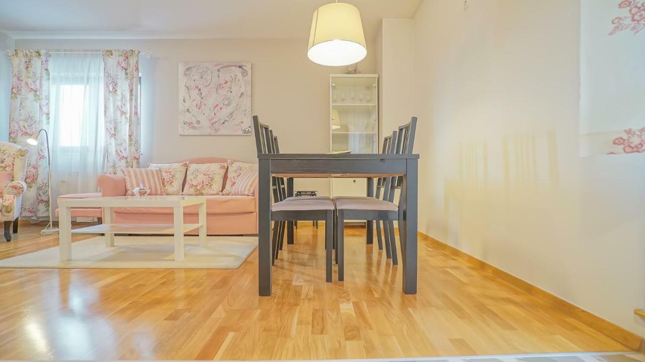 Cn2I Luxury Accommodation/Privilegio8 브라쇼브 외부 사진